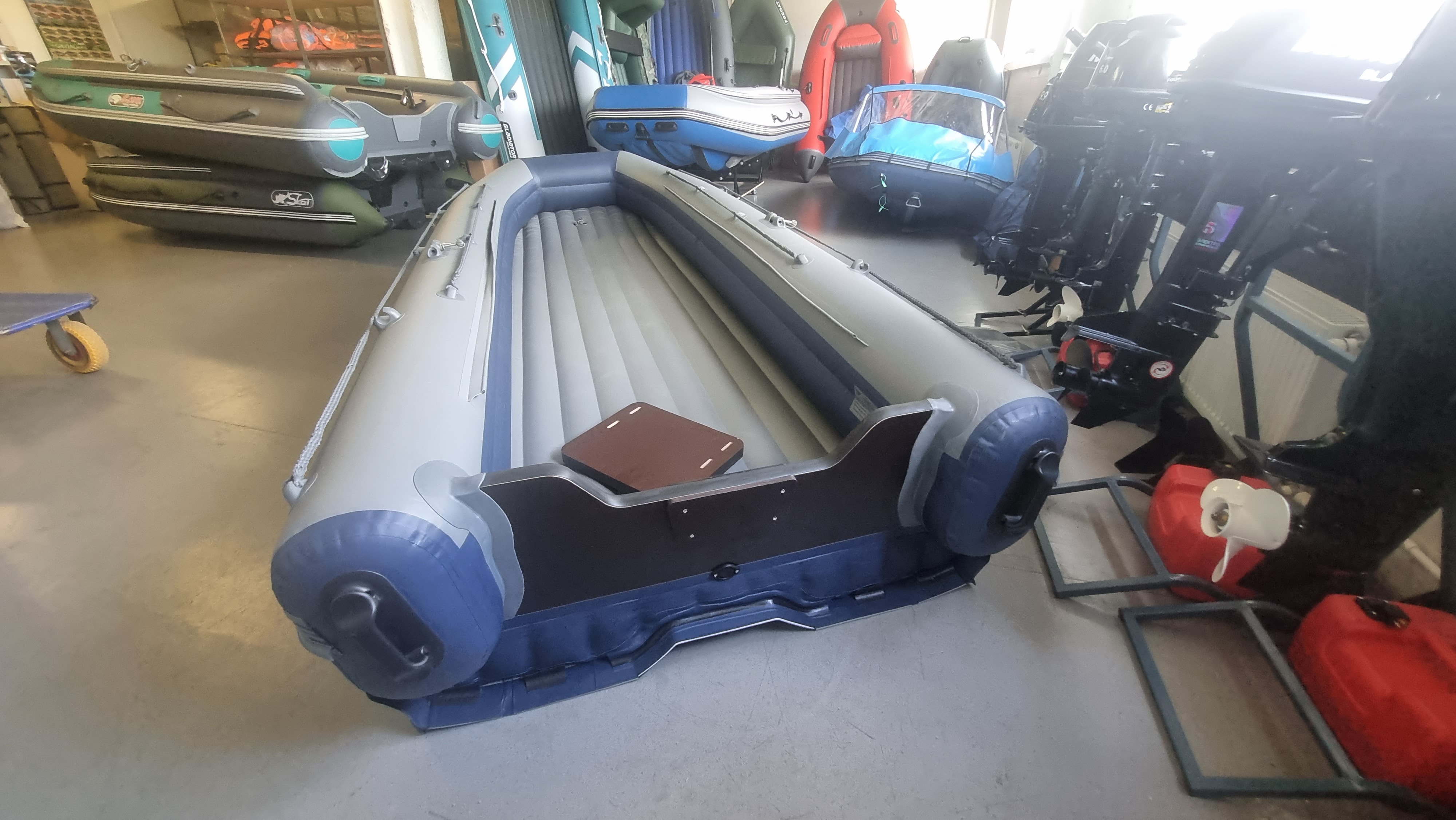 Лодка Флагман DK 390 IGLA JET ULTRA